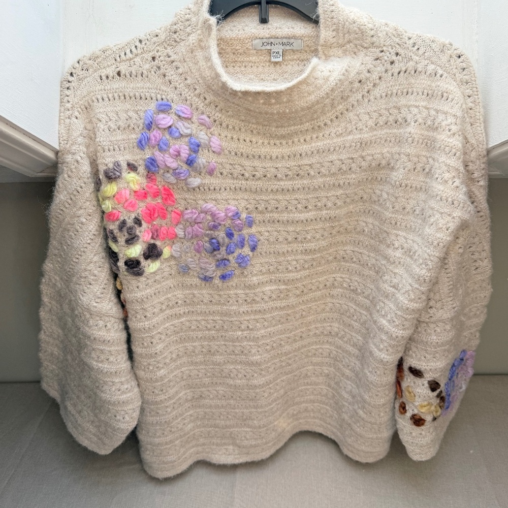 John Mark Embroidered Floral Mock Neck 3/4 Sleeve Popover Sweater PXL